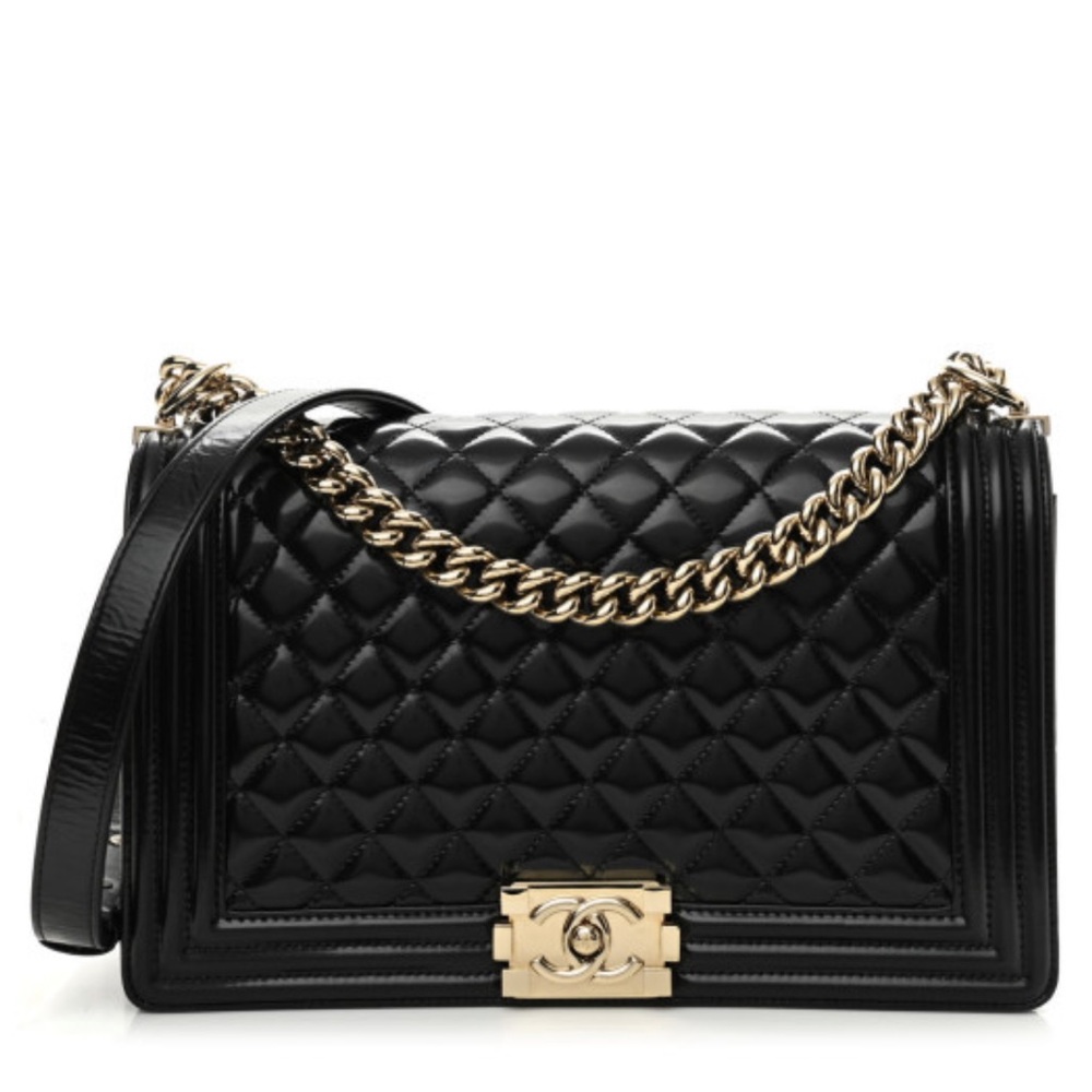 CHANEL
Iridescent Glazed Calfskin Quilted Medium Boy Flap Black